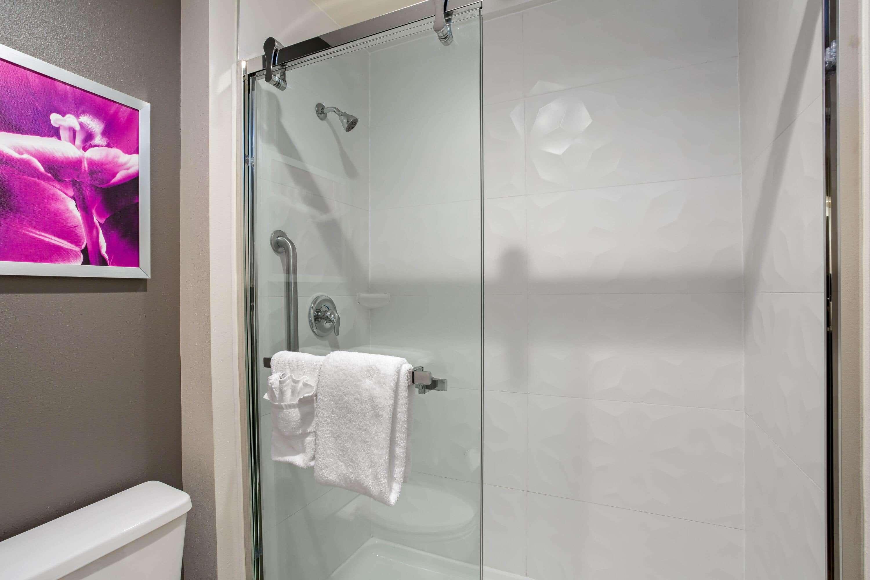 La Quinta By Wyndham Hartford Bradley Airport Hotell Windsor Locks Exteriör bild